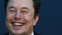 O CEO da Tesla e SpaceX, Elon Musk, em festival promovido pelo partido Irmãos da Itália, em Roma - 16/12/2023 | Guglielmo Mangiapane/Reuters