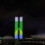 Guzzo | A bandeira do Brasil, projetada no prédio do Congresso Nacional, em 8 de janeiro de 2024 | Foto: Ueslei Marcelino/Reuters