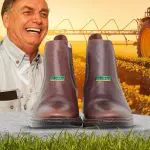 No site da loja, os proprietários apresentam-se como parceiros do ex-presidente e afirmam possuir autorização de Bolsonaro para a utilização de seu nome | Foto: Reprodução/ Botinas Bolsonaro