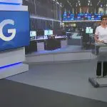 Foto de Renata Lo Prete no cenário do Jornal da Globo