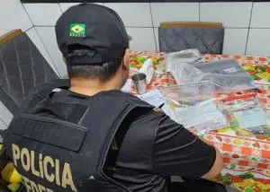 Polícia Federal | Segundo a PF, os crimes têm potencial impacto social por afetar verbas destinadas aos serviços de educação | Foto: Divulgação/Polícia Federal