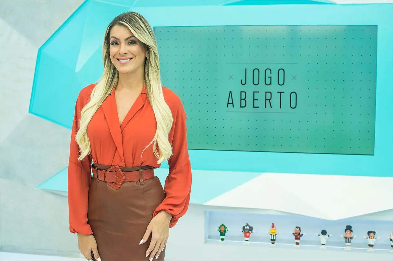 Foto da apresentadora Renata Fan