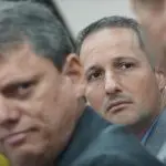 governo de sp | O governador de São Paulo, Tarcísio de Freitas (à esquerda do leitor), e o secretário de Segurança Pública de São Paulo, Guilherme Derrite | Foto: Rogério Cassimiro/Governo do Estado de SP