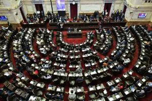 Câmara dos Deputados da Argentina aprova megapacote de reformas liberais do governo Milei