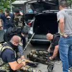 Juiz torna réus 4 militares e 4 civis por furto de armas do Exército