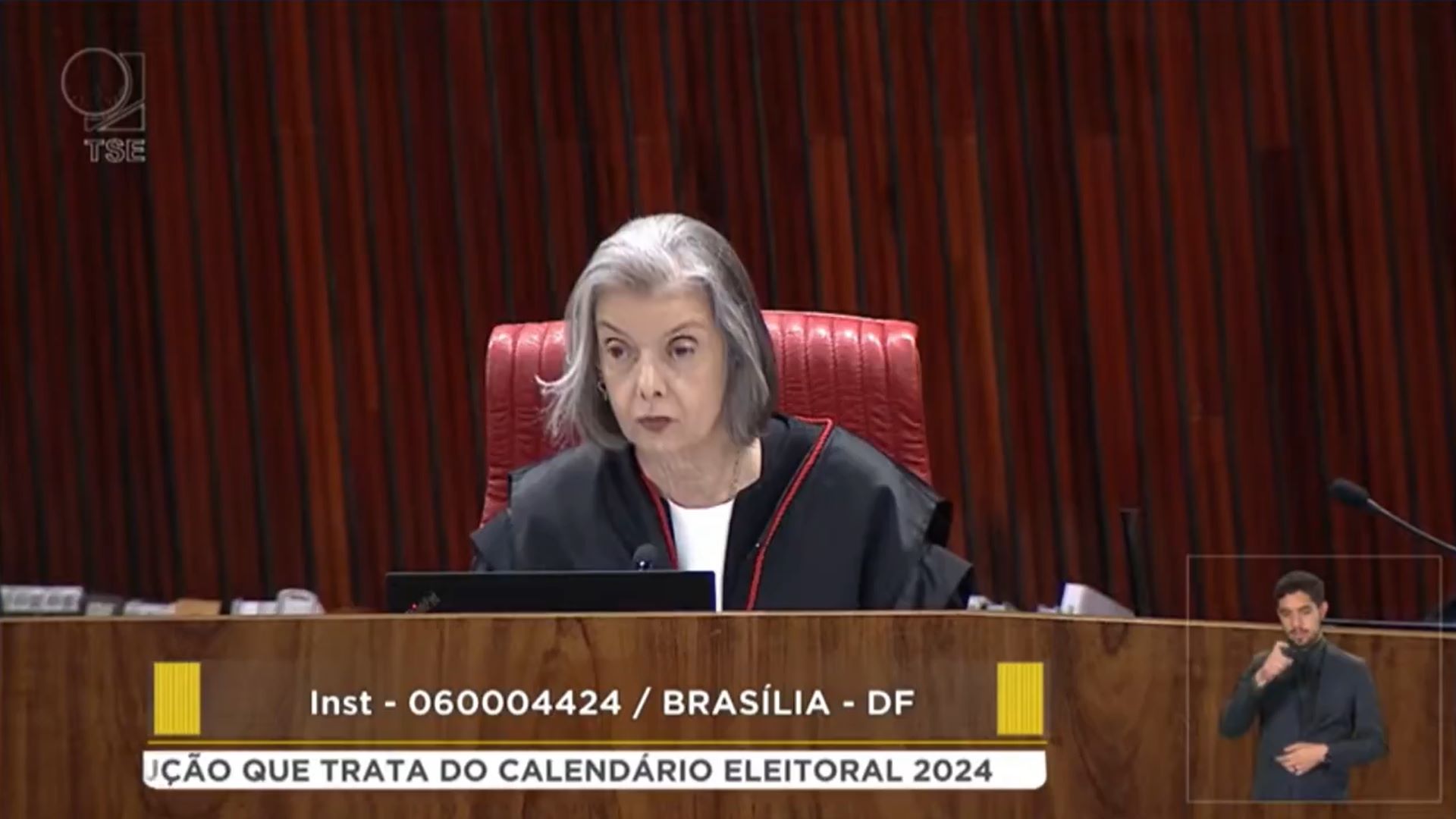 Ministra Cármen Lúcia, durante reunião para aprovar as resoluções contra a IA | Foto: Divulgação/TSE/Twitter/X