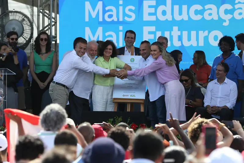Lula Belford Roxo