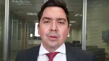 Foto do jornalista Cláudio Dantas