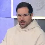 Foto de Paulo Mathias no estúdio da Jovem Pan News