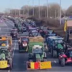 Máquinas agrícolas em protesto de agricultores na Bélgica
