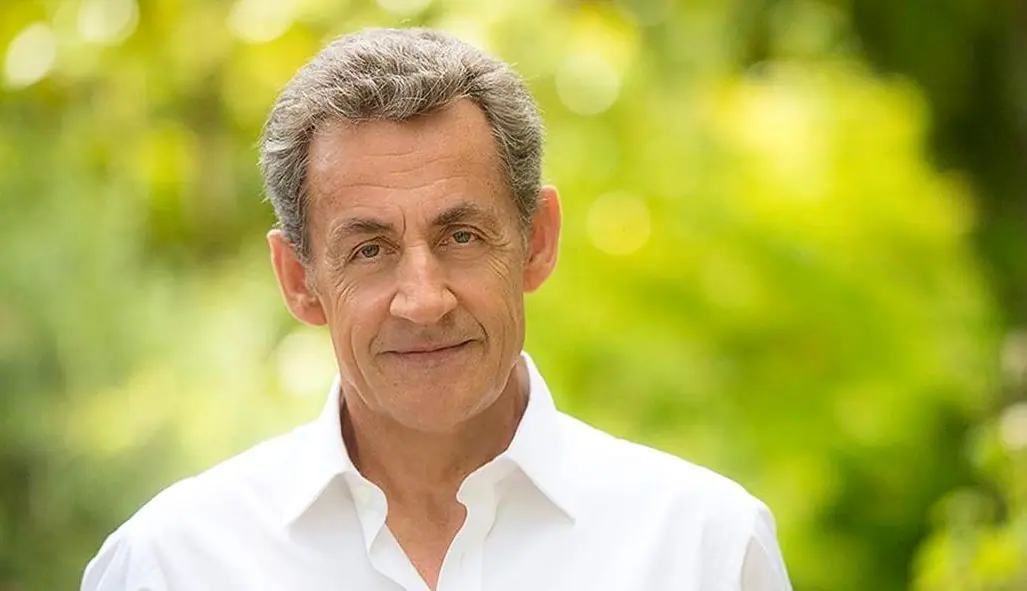 Justiça da França condena à prisão Nicolas Sarkozy