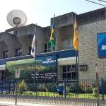 Foto da sede da TV Tribuna, afiliada do SBT