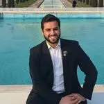 Filipe Martins foi preso sob a alegação de ter saído do país no mesmo dia, depois de ter tido seu nome incluso na lista de possíveis passageiros do voo presidencial que rumou para a Orlando | Foto: Reprodução/Redes sociais
