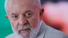 Presidente Lula com um semblante preocupado. Possível falência da Oi pode aumentar dívida pública