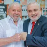 O presidente Lula, à esquerda do leitor, ao lado do CEO da Petrobras, Jean Paul Prates | Foto: Ricardo Stuckert/Presidência da República