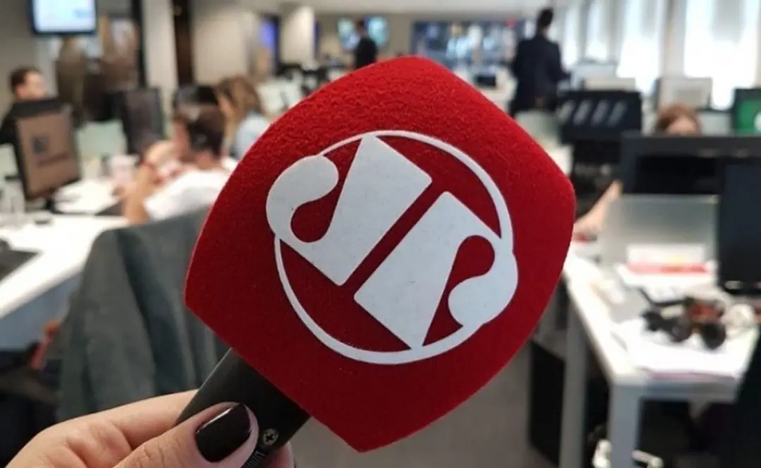 AGU pede que a Jovem Pan seja obrigada a veicular ‘conteúdos informativos sobre a higidez do processo eleitoral produzidos pela Justiça Eleitoral’ | Foto: Reprodução/Redes sociais 