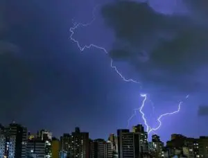 chuvas intensas raios temporal