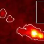 Imagens do telescópio JWST revelam que a galáxia Gz9p3 possui um núcleo duplo, que indica uma fusão ainda em curso | Foto: Nasa/Boyett et al