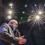 Lula discursa em uma de suas viagens