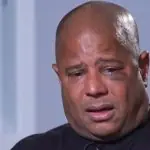 Marcelinho Carioca chora em entrevista