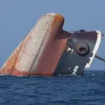Os ataques terroristas, com drones e mísseis, forçaram as empresas de navegação a desviar os navios para a rota mais longa | Foto: Reprodução/Twitter/X