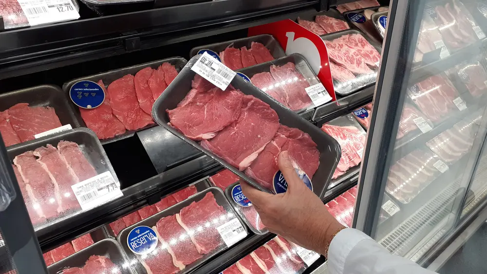 Do abate bovino em 2023 resultaram 10,8 milhões de toneladas de carne | Foto: Shutterstock