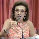 Telma de Souza, do PT, discursa durante evento oficial