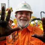 Presidente Luiz Inácio Lula da Silva em refinaria da Petrobras