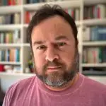 Flávio Gordon também publicou uma frase de uma professora norte-americana, chamada Penny Venetis, que também critica as urnas | Foto: Reprodução/Twitter/X