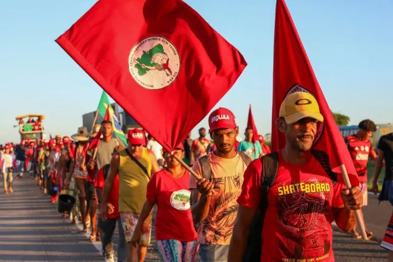 No domingo 14, o MST invadiu pela terceira vez uma área da Empresa Brasileira de Pesquisa Agropecuária (Embrapa) em Petrolina (PE) | Foto: Reprodução/MST BA