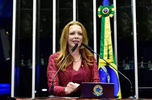 A petista foi empossada pelo presidente do Senado Federal, Rodrigo Pacheco | Foto: Waldemir Barreto/Agência Senado