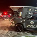 Carro da Polícia Militar na rua