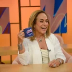 Foto de Cissa Guimarães no estúdio do Sem Censura