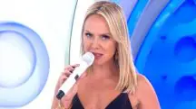 Foto da apresentadora Eliana