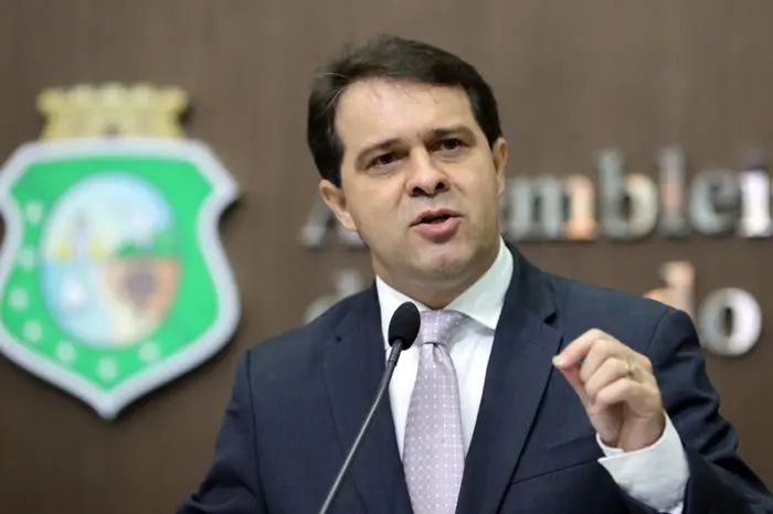 evandro leitão pré-candidato do pt à prefeitura de fortaleza