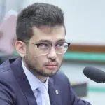 Parlamentar do União Brasil aponta omissão de instituições financeiras em operações com plataformas clandestinas | Foto: Mario Agra/Câmara dos Deputados