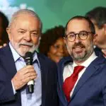 Lula e o ministro da CGU Vinícius Marques Carvalho