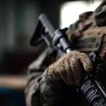 No início do ano, o Exército havia autorizado a compra de até cinco armas restritas para PMs, com possibilidade de todas serem modelos de fuzis; no entanto, depois retrocedeu