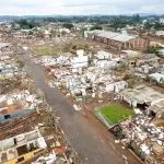 Casas ficam destruídas depois de enchente em Arroio do Meio
