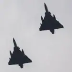 Aviões militares chineses sobrevoam o espaço aéreo de Taiwan