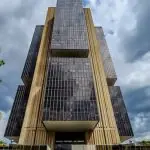 Boletim Focus levanta projeções do mercado para juros, inflação, câmbio e PIB