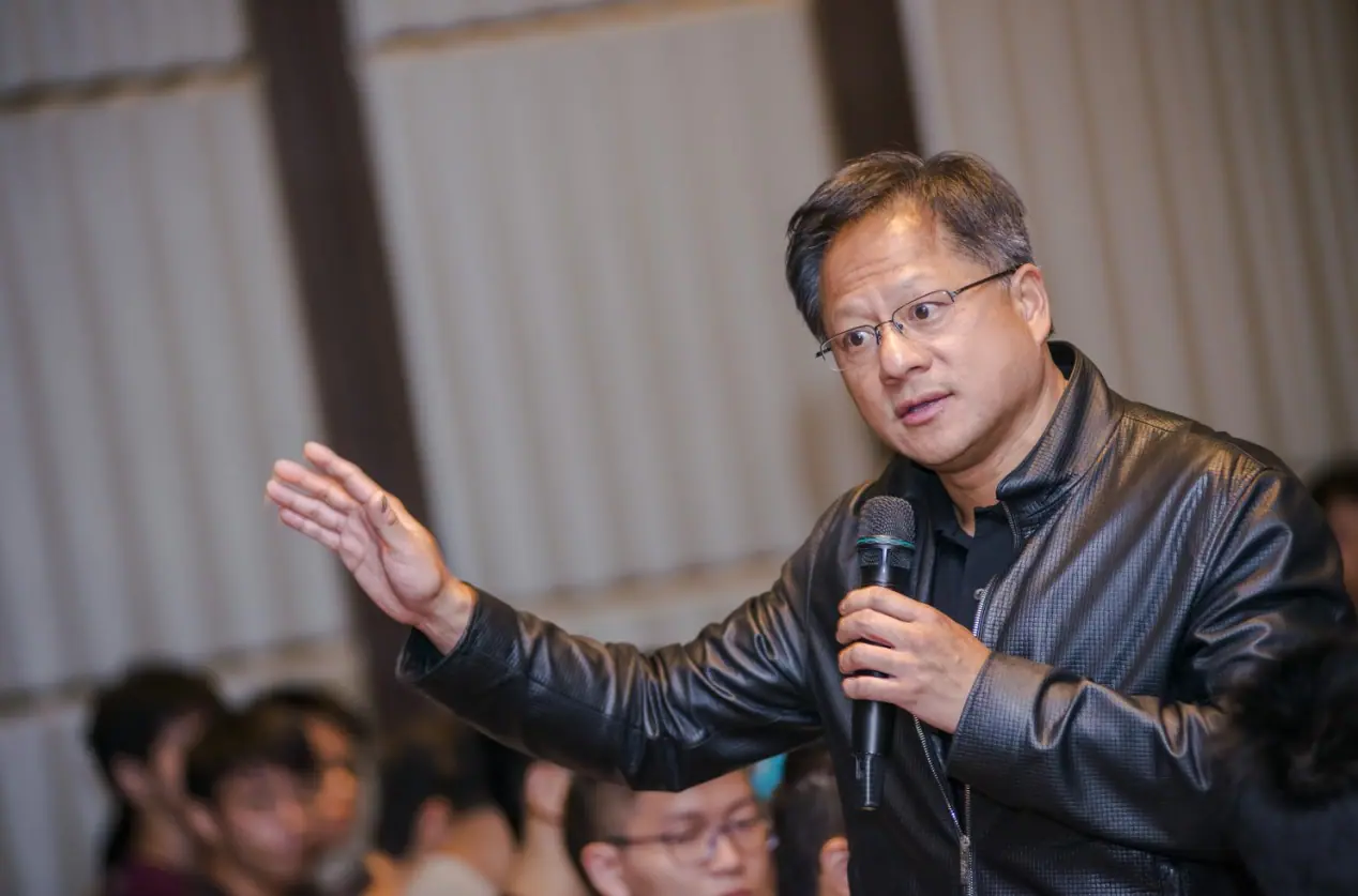 O CEO da Nvidia, Jensen Huang, durante conferência em 2016, em Taiwan - 31/5/2016 | Foto: Reprodução/Wikimedia Commons