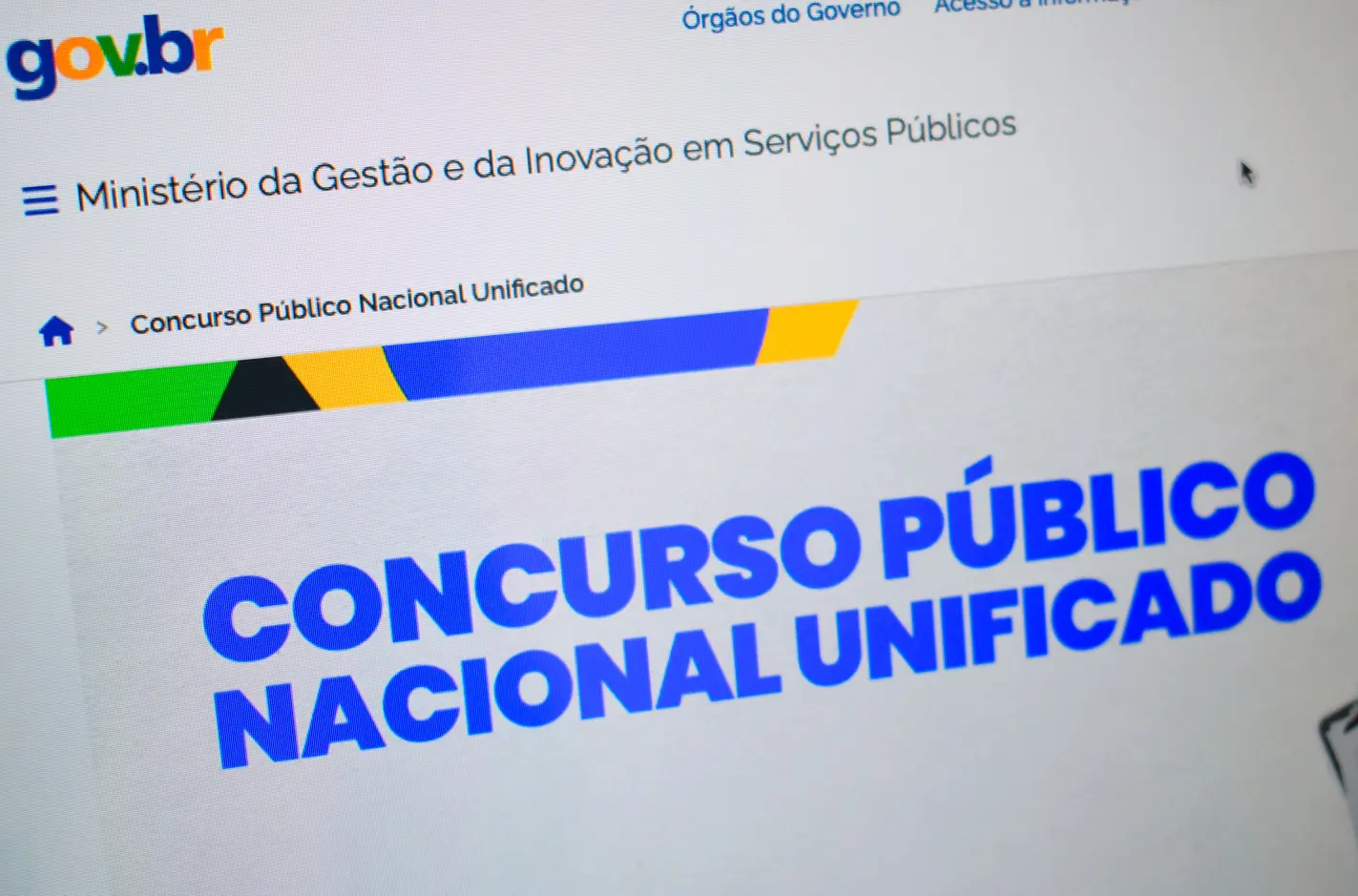 Governo federal divulga locais de prova do Enem dos concursos. Na foto, o site do Concurso Público Nacional Unificado (CNU), criado pelo criado pelo Ministério da Gestão e da Inovação em Serviços Públicos - 25/4/2024 | Foto: Daniel Cymbalista/FotoArena/Estadão Conteúdo