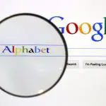 Uma página de pesquisa do Google, vista através de uam lupa, numa ilustração fotográfica em Berlim - 11/8/2015 | Foto: Pawel Kopczynski/Reuters
