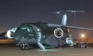 O KC-390 Millenium, sendo usado para a Operação Taquari II | Foto: Reprodução/Twitter/X/@fab_oficial