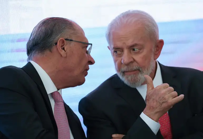 TSE rejeita recurso de Bolsonaro contra Lula e Alckmin por entrevista de 2022