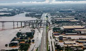 Imagem aérea das inundações do Rio Grande do Sul, feitas durante sobrevoo de Lula, em 5 de maio