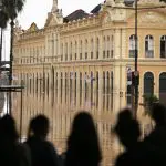 Vista do Mercado Público de Porto Alegre inundado, em Porto Alegre, no Rio Grande do Sul - 4/5/2024 | Renan Mattos/Reuters