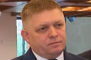 Robert Fico primeiro-ministro da Eslováquia sofreu atentado