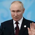 O Ministério da Defesa da Rússia anunciou que suas forças começaram a primeira etapa de exercícios ordenados pelo presidente Vladimir Putin, que simulam a preparação para o lançamento de armas nucleares táticas